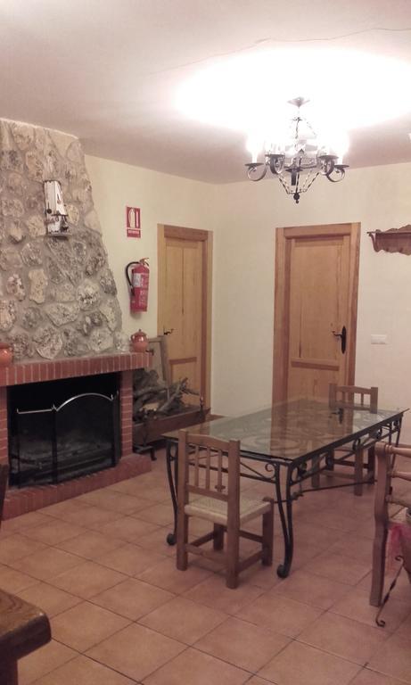 Apartamentos Serrano Ribatajada المظهر الخارجي الصورة